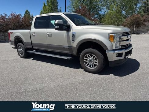 Used 2017 Ford F350 Lariat w/ Lariat Value Package AWD/4WD image 13