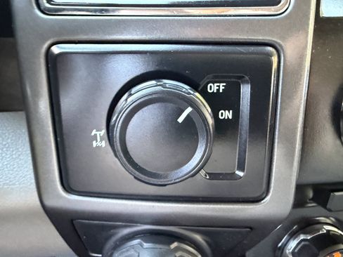 Used 2018 Ford F150 XLT w/ Equipment Group 302A Luxury RWD image 35
