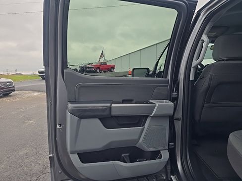 Used 2024 Ford F150 XLT w/ Mobile Office Package image 18