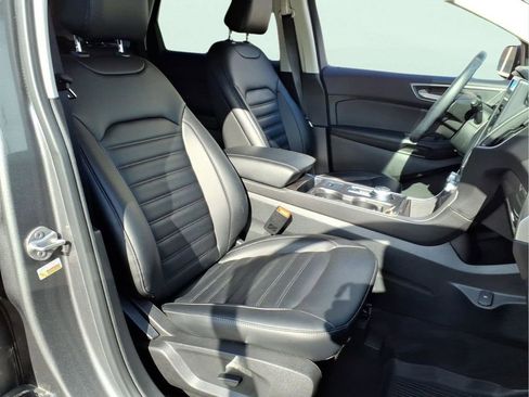 Used 2023 Ford Edge SEL w/ Convenience Package image 13