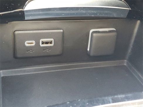 Certified 2023 Buick Envision Preferred image 29