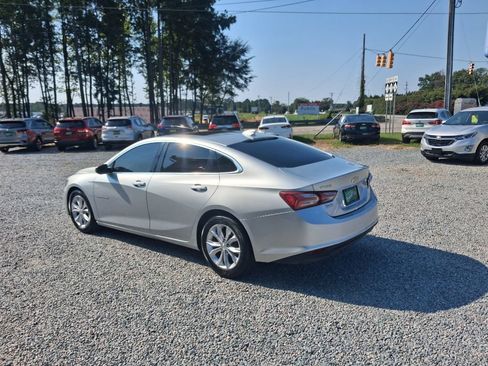 Used 2019 Chevrolet Malibu LT FWD image 5