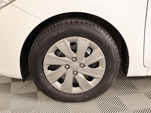 Used 2019 Kia Rio S image 16