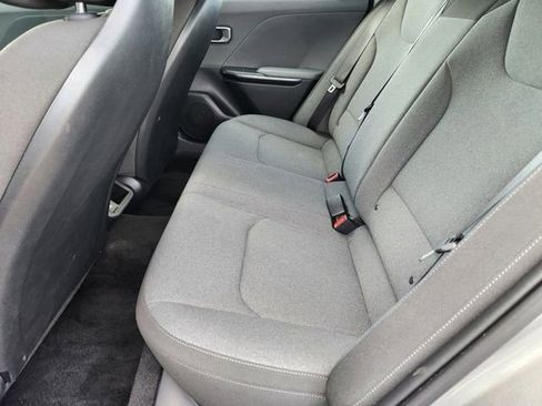 Used 2025 Kia K4 LXS image 30