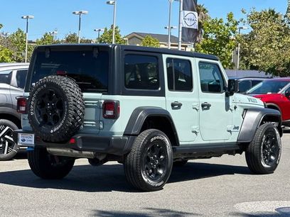 Used 2023 Jeep Wrangler Unlimited w/ 8.4" Radio Group