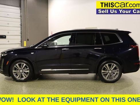Used 2022 Cadillac XT6 Premium Luxury FWD image 5