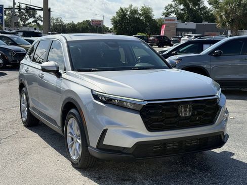 Used 2023 Honda CR-V EX image 2