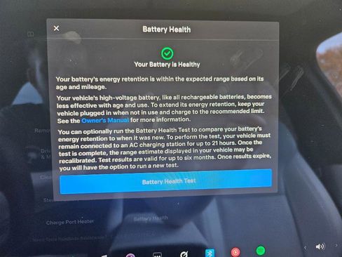 Used 2022 Tesla Model X image 51