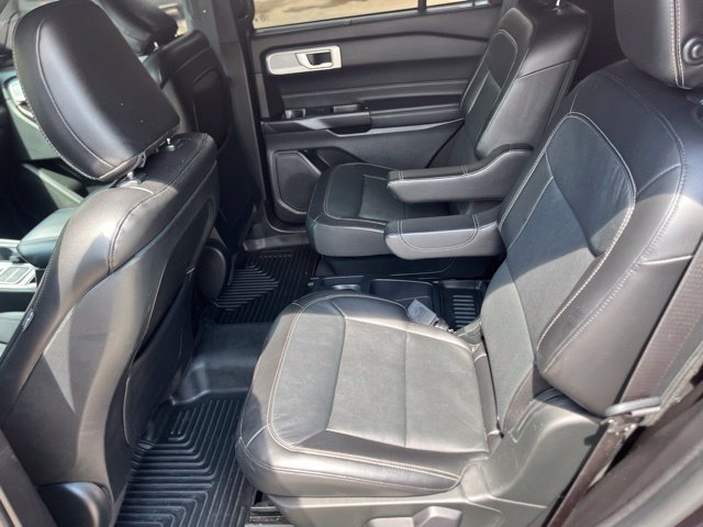 Used 2020 Ford Explorer Limited RWD image 12