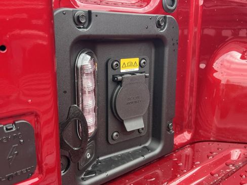 New 2026 Ford Maverick XLT w/ XLT Luxury Package image 9