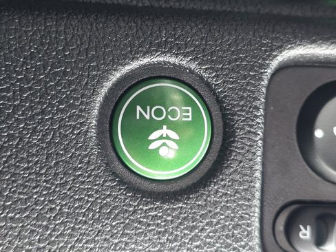 Certified 2022 Honda Passport TrailSport image 10