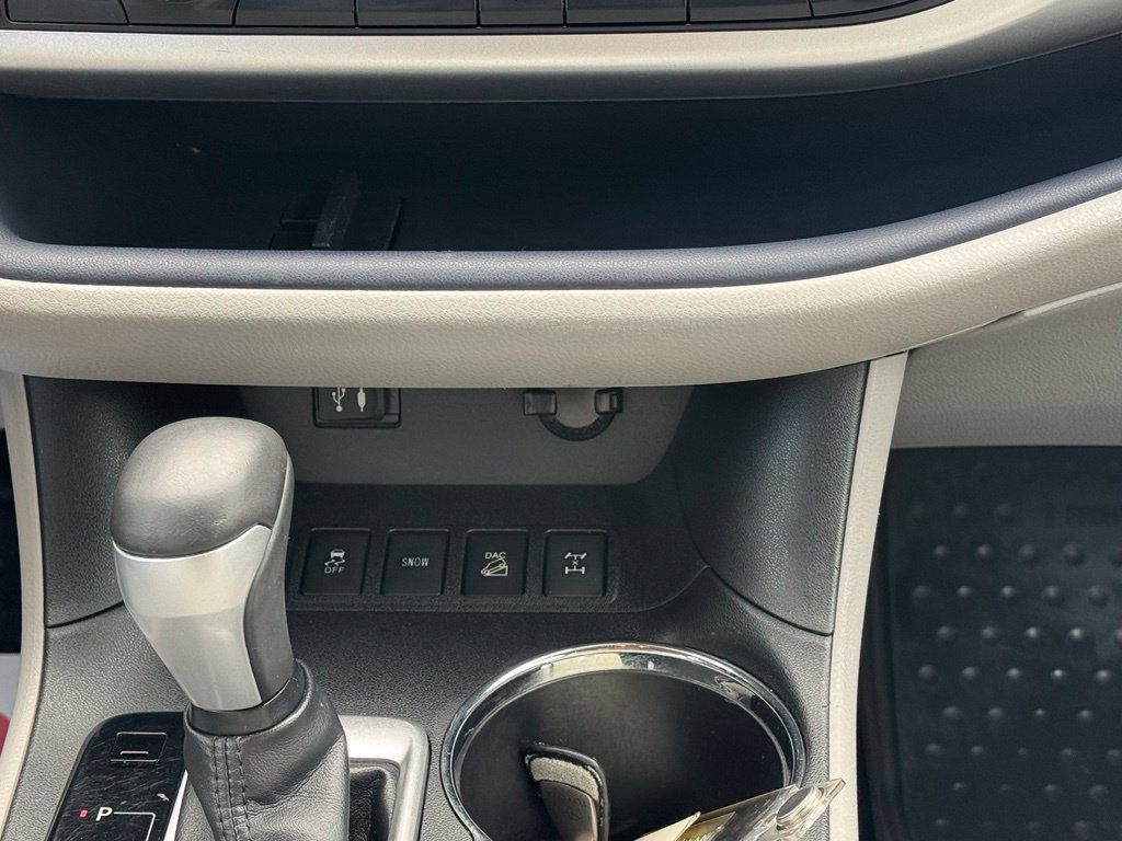 Used 2014 Toyota Highlander XLE AWD/4WD image 21