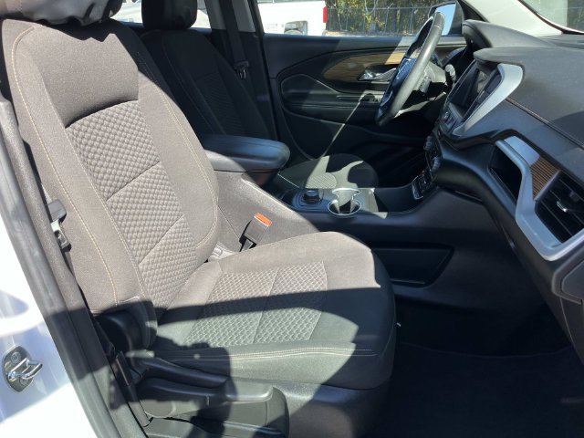 Used 2020 GMC Terrain SLE w/ Elevation Edition FWD image 24