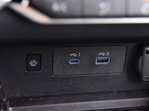 Used 2024 Nissan Altima 2.5 SR w/ SR Premium Package image 16