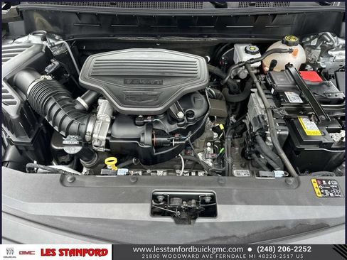 Used 2024 Cadillac XT6 Premium Luxury w/ LPO, Floor Liner Package AWD/4WD image 12