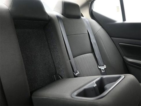 Used 2022 Nissan Altima 2.5 SV w/ SV Premium Package image 20