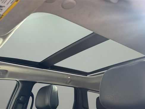 Used 2020 Jeep Grand Cherokee Summit image 16