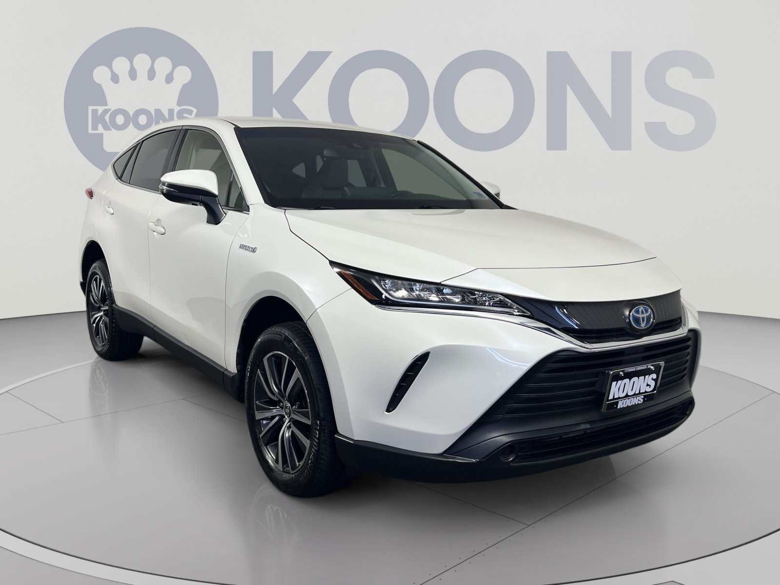 Used 2021 Toyota Venza LE w/ Carpet Mat Package (TMS) AWD/4WD image 10