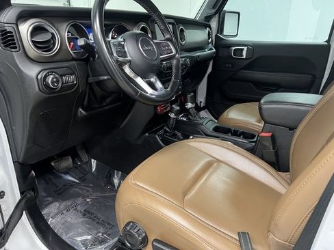 Used 2021 Jeep Gladiator Rubicon image 20