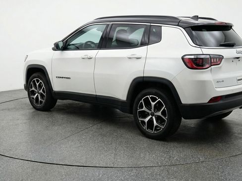 Used 2025 Jeep Compass Limited AWD/4WD image 6