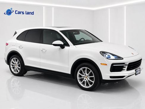 Used 2019 Porsche Cayenne AWD/4WD image 3