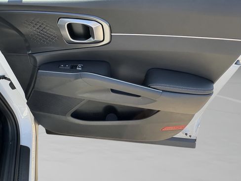 New 2026 Kia Sorento S w/ S Panoramic Sunroof Package image 35