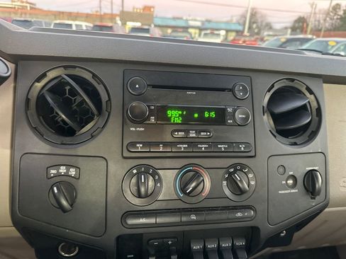 Used 2008 Ford F350 XL image 14