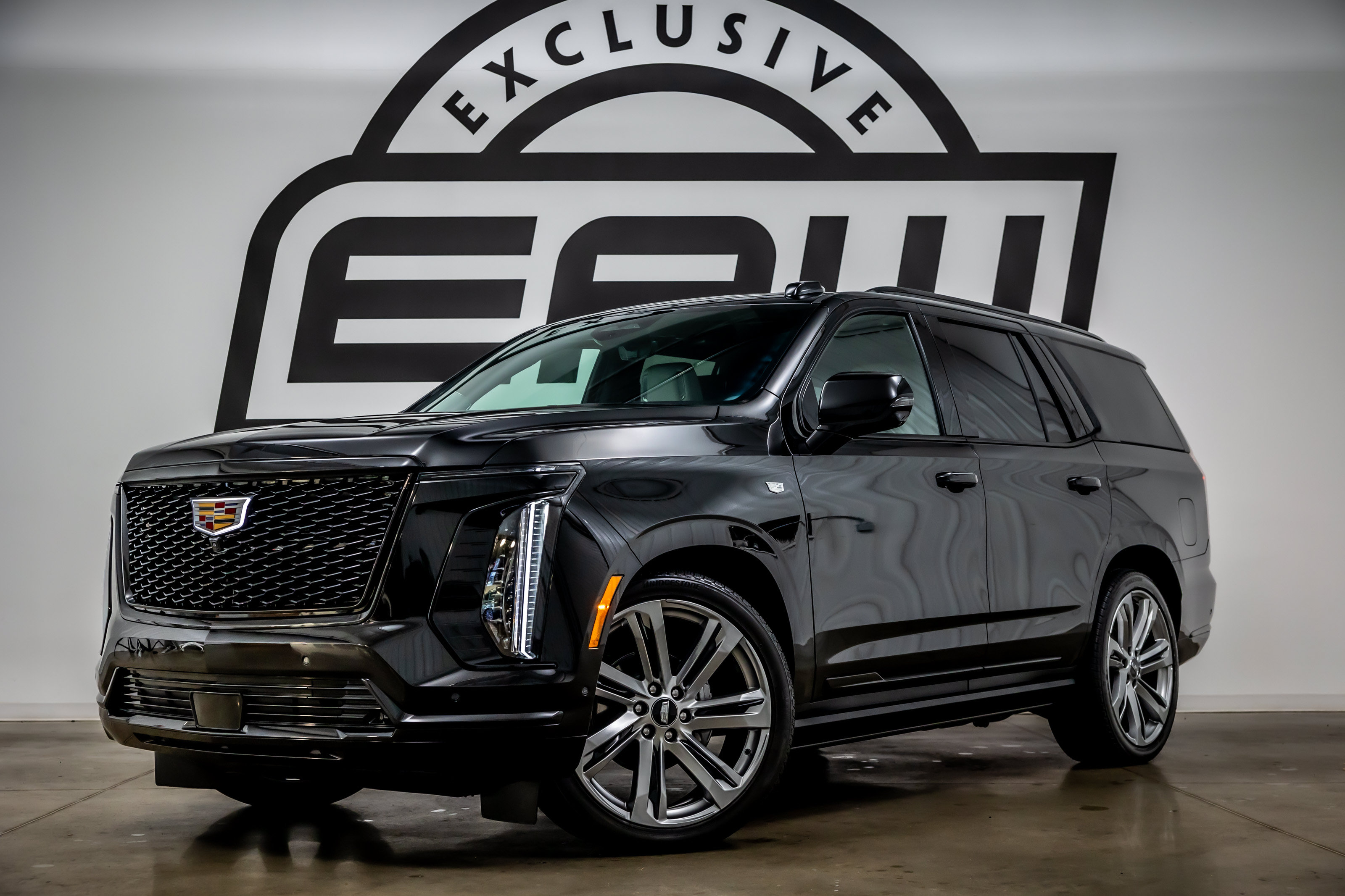 Used 2026 Cadillac Escalade Platinum Sport AWD/4WD image 1