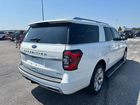 Used 2023 Ford Expedition Max Platinum AWD/4WD image 3