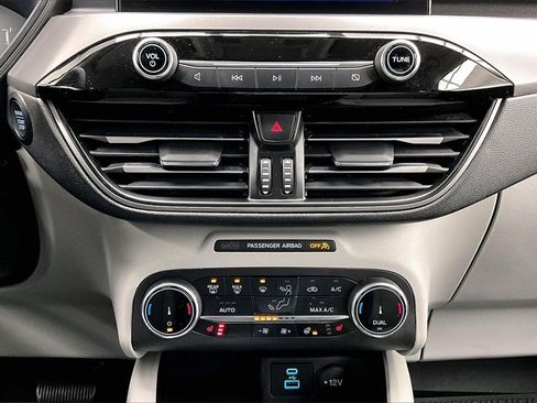 Certified 2023 Ford Escape Active image 31