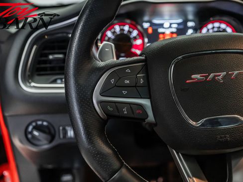 Used 2017 Dodge Challenger SRT Hellcat image 32