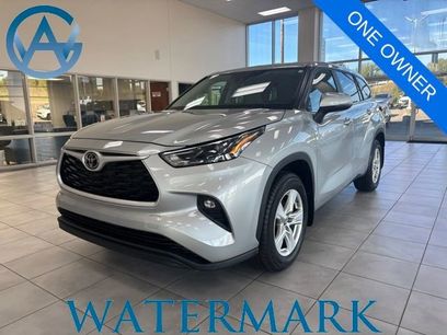 Used 2023 Toyota Highlander L