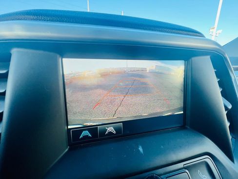 Used 2019 GMC Acadia SLE image 23