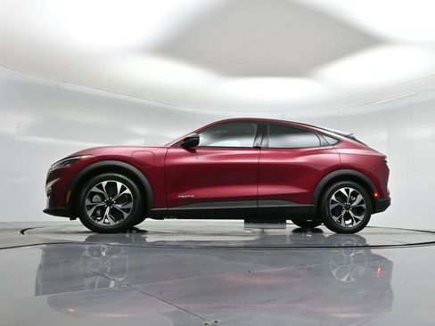 Certified 2025 Ford Mustang Mach-E Select image 53