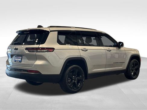 Used 2023 Jeep Grand Cherokee L Laredo AWD/4WD image 7