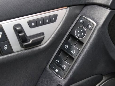 Used 2014 Mercedes-Benz C 250 Sedan image 8