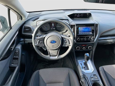 Used 2022 Subaru Crosstrek 2.0i Premium w/ Moonroof Package image 21