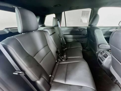 Certified 2023 Honda Passport EX-L image 28
