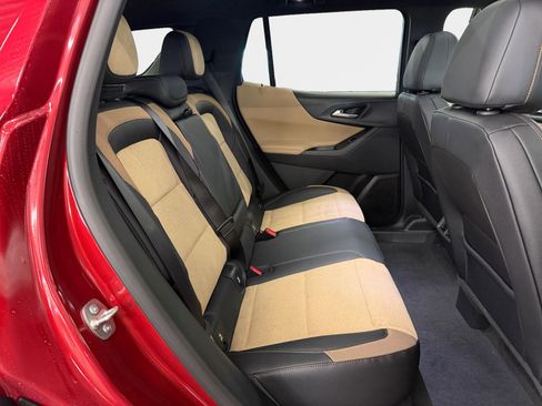 New 2026 Chevrolet Equinox ACTIV w/ Convenience Package III AWD/4WD image 11