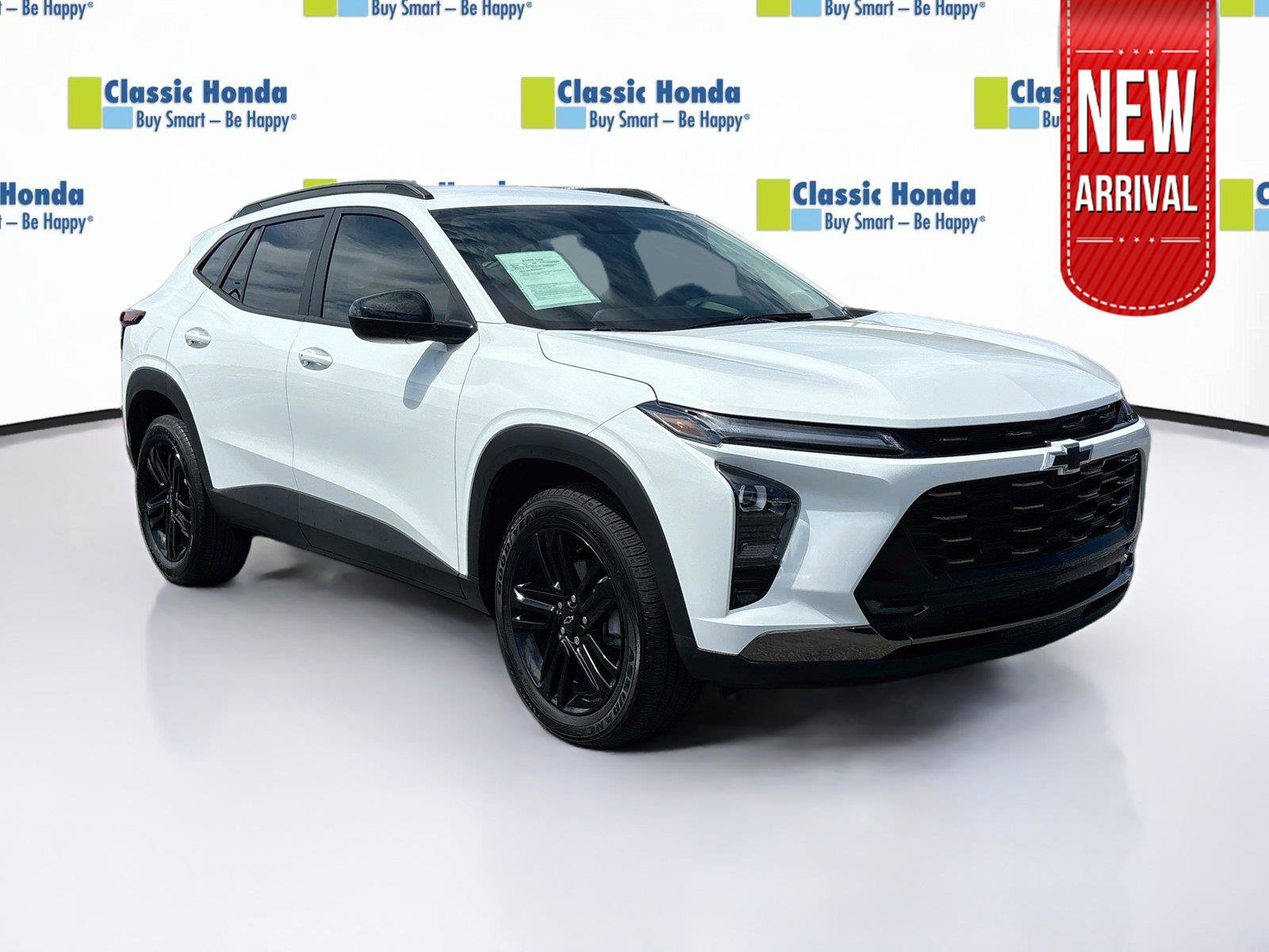 Used 2025 Chevrolet Trax ACTIV FWD image 1