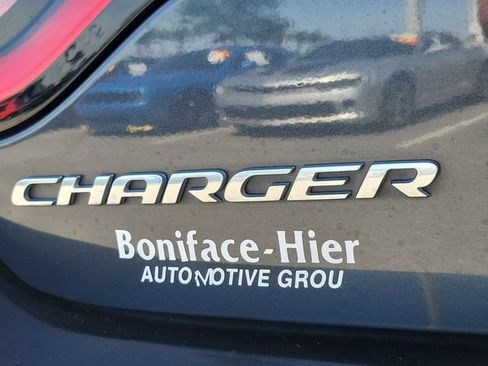 Used 2016 Dodge Charger SXT RWD image 8