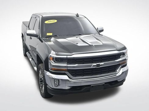 Used 2018 Chevrolet Silverado 1500 LT w/ All Star Edition AWD/4WD image 24