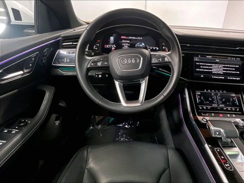 Used 2022 Audi Q8 Prestige AWD/4WD image 8