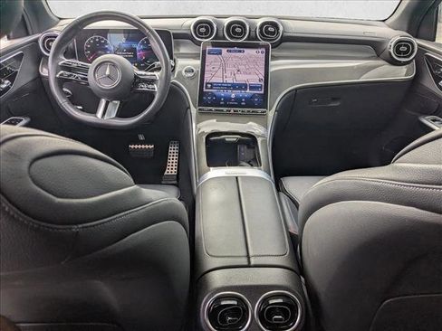Used 2024 Mercedes-Benz GLC 300 4MATIC image 20