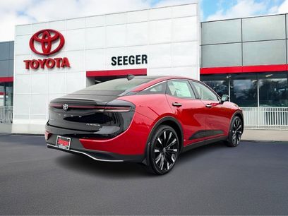 New 2025 Toyota Crown Platinum