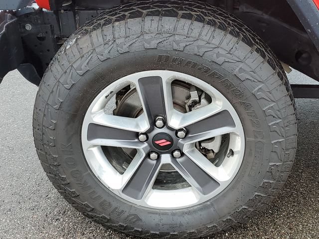 Used 2020 Jeep Wrangler Unlimited Sahara w/ LED Lighting Group AWD/4WD image 32