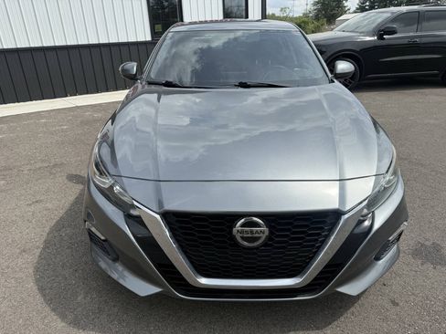 Used 2019 Nissan Altima 2.5 S FWD image 3