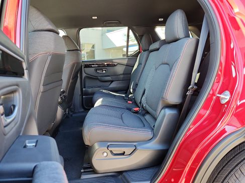 New 2025 Honda Pilot Sport image 6