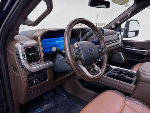 Used 2024 Ford F250 King Ranch w/ FX4 Off-Road Package image 9