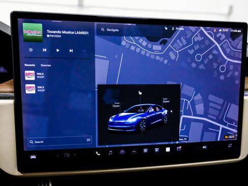 Used 2023 Tesla Model S Standard Range image 23